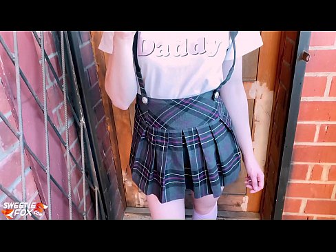 ❤️ 女子校生は授業の代わりに彼女のペニスを深く吸ってファックする。 ポルノfb ❌️❤